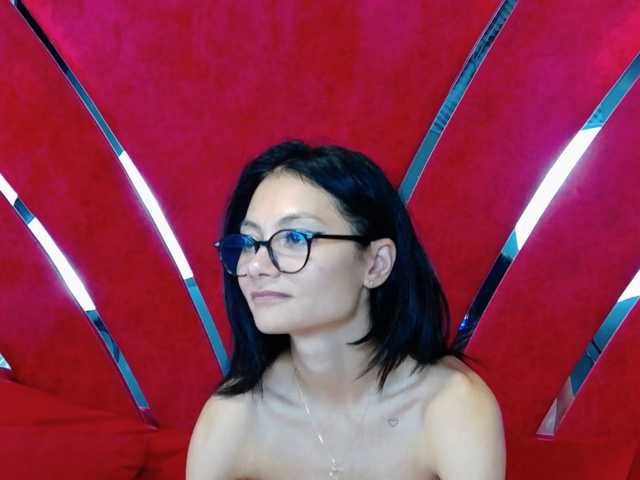 MayaLeey live cam preview