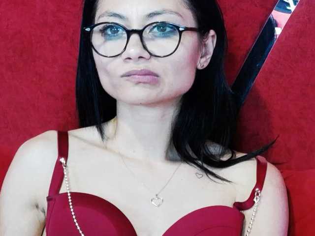 MayaLeey