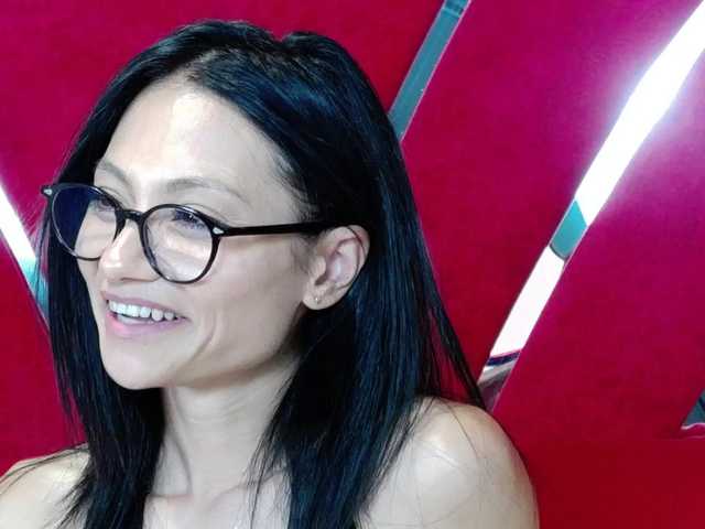 Sex chat gratuit in direct cu MayaLeey pe BongaCams