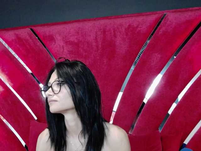 MayaLeey live webcam show