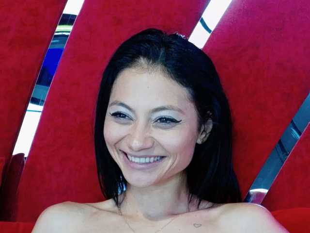 MayaLeey live cam on BongaCams
