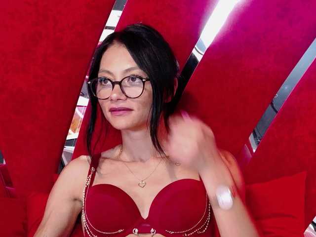 MayaLeey live cam on BongaCams
