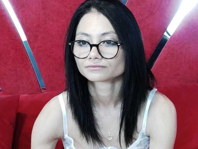 MayaLeey live cam on BongaCams