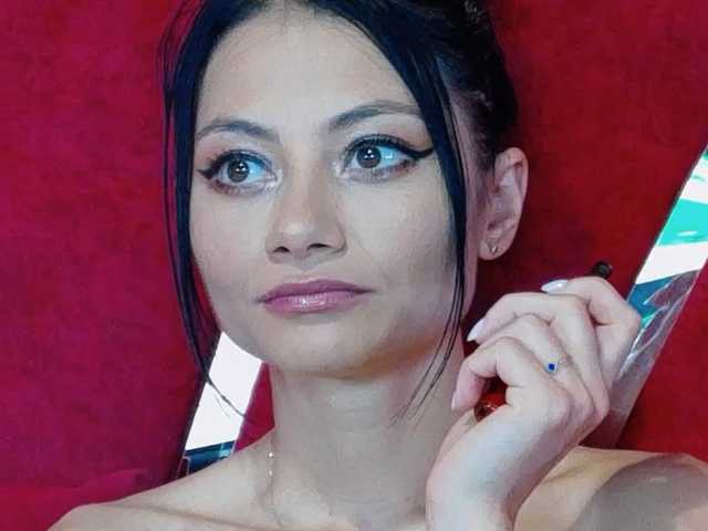 MayaLeey, en vivo ahora en BongaCams