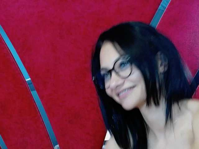 MayaLeey