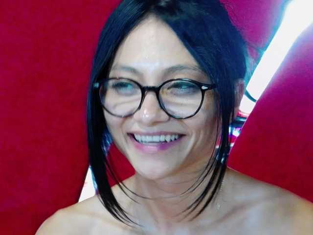 MayaLeey live cam on BongaCams
