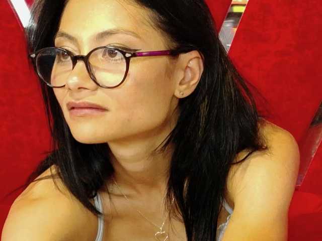 MayaLeey live cam on BongaCams