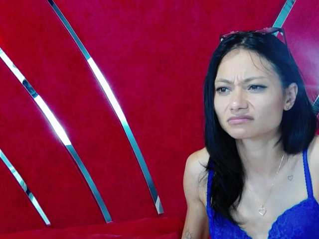 MayaLeey live webcam show
