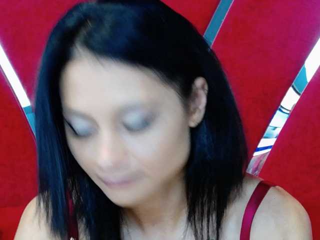 MayaLeey, en vivo ahora en BongaCams