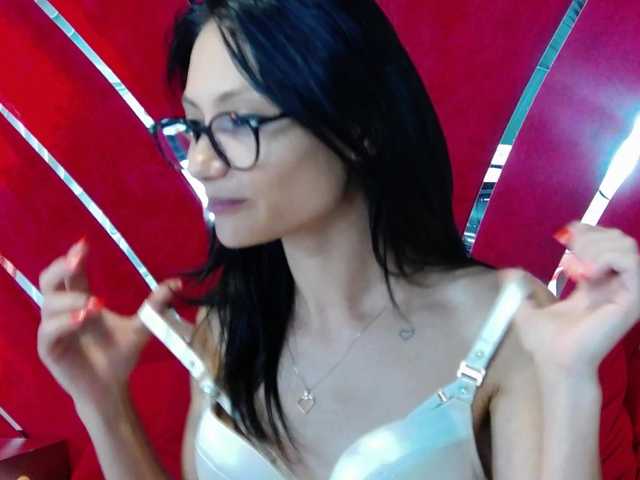 MayaLeey live webcam show