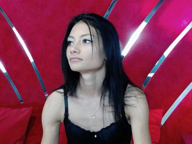 MayaLeey, en directo ahora en BongaCams