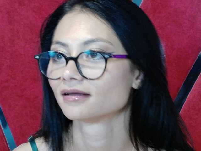 MayaLeey live cam on BongaCams