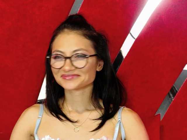 MayaLeey live cam preview