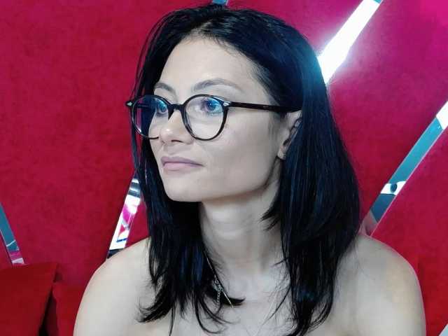 MayaLeey