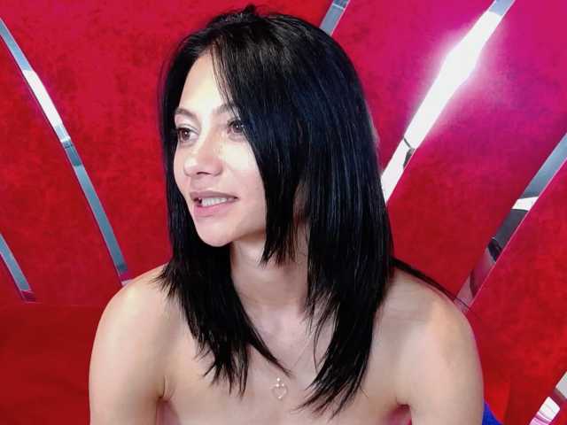 MayaLeey live cam on BongaCams