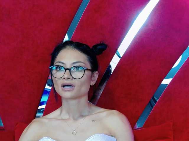 MayaLeey, en directo ahora en BongaCams