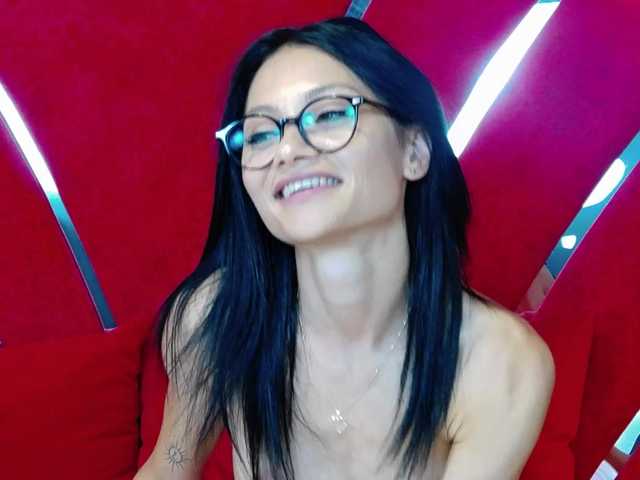 Sex chat gratuit in direct cu MayaLeey pe BongaCams