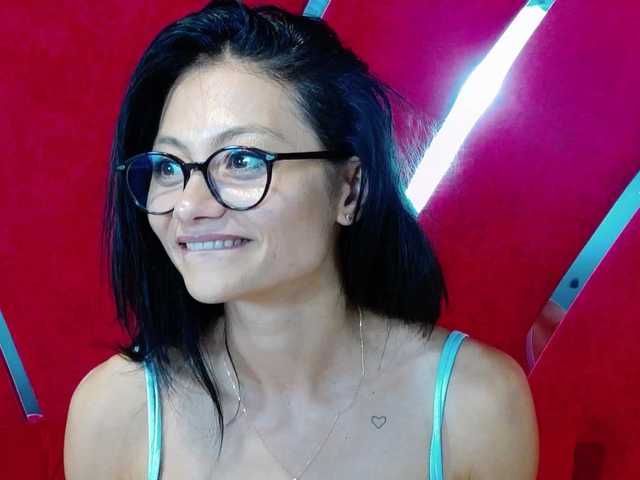 MayaLeey live cam on BongaCams