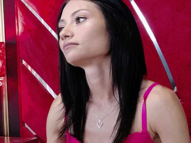 Sex chat gratuit in direct cu MayaLeey pe BongaCams
