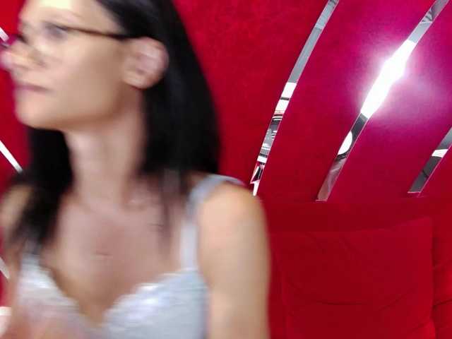 MayaLeey