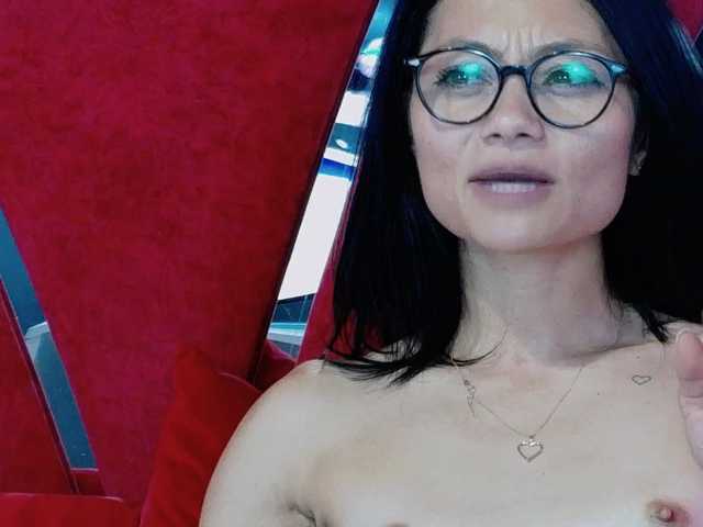 MayaLeey live cam on BongaCams