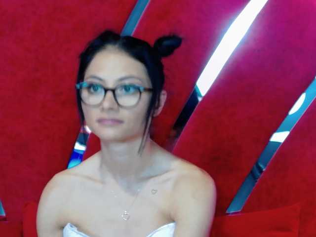 MayaLeey, live now on BongaCams