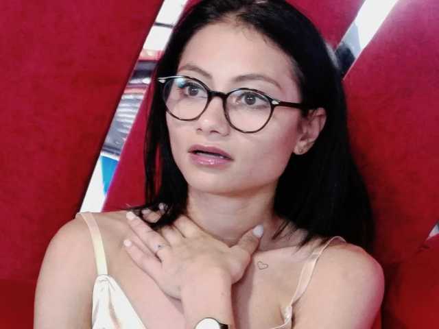 MayaLeey live cam on BongaCams