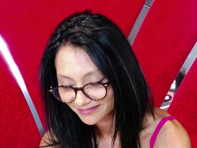 MayaLeey live cam on BongaCams