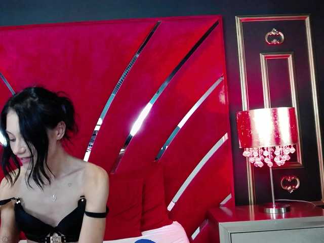 MayaLeey live cam