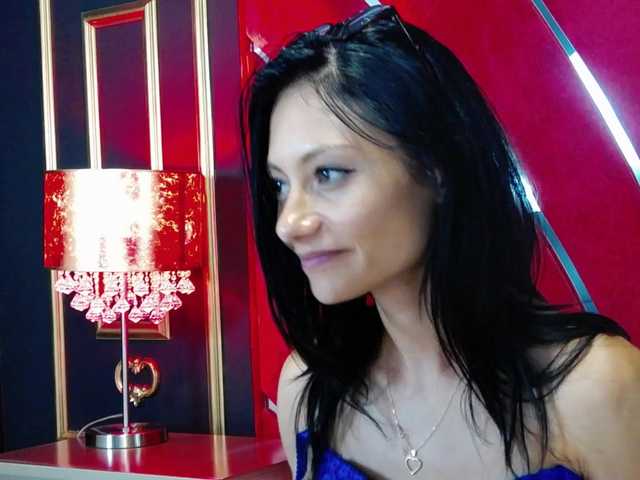 MayaLeey live webcam show