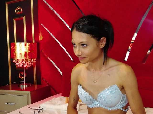 MayaLeey live cam on BongaCams