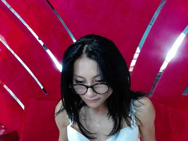 MayaLeey live cam on BongaCams