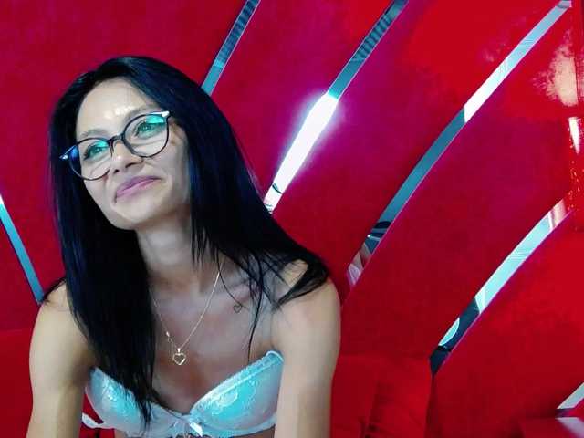 MayaLeey live cam on BongaCams