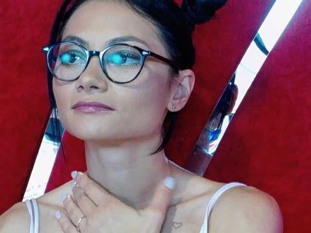 MayaLeey, live now on BongaCams