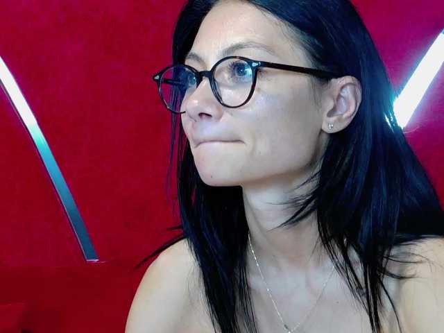 MayaLeey live cam on BongaCams