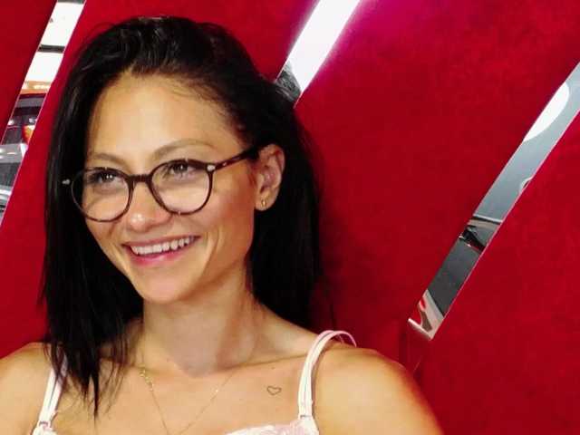 MayaLeey live cam on BongaCams
