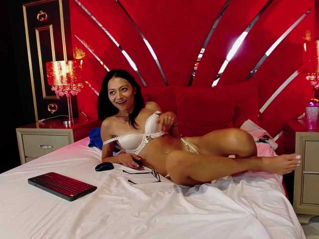 MayaLeey live cam on BongaCams