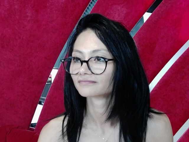 Sex chat gratuit in direct cu MayaLeey pe BongaCams