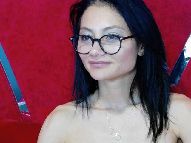 MayaLeey live cam preview