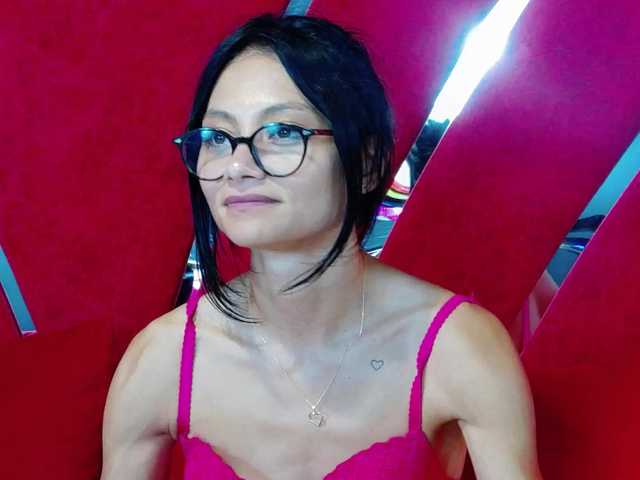 MayaLeey live cam on BongaCams