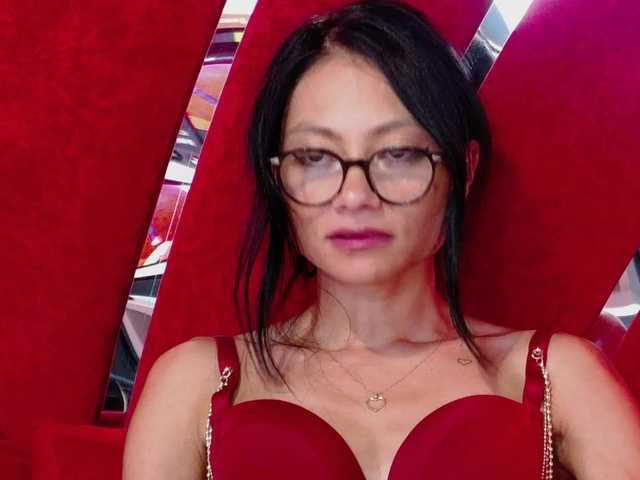 MayaLeey live cam on BongaCams