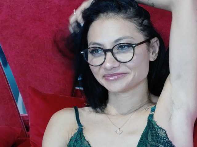 MayaLeey live cam on BongaCams