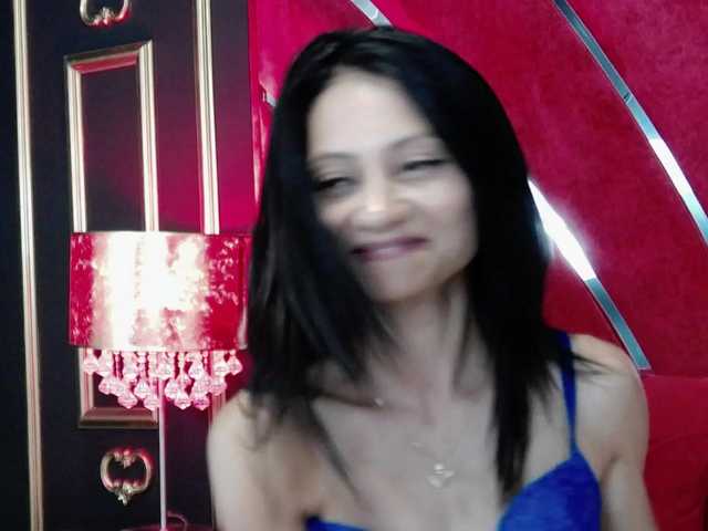 MayaLeey live webcam show