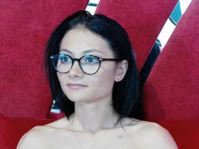 MayaLeey live cam on BongaCams