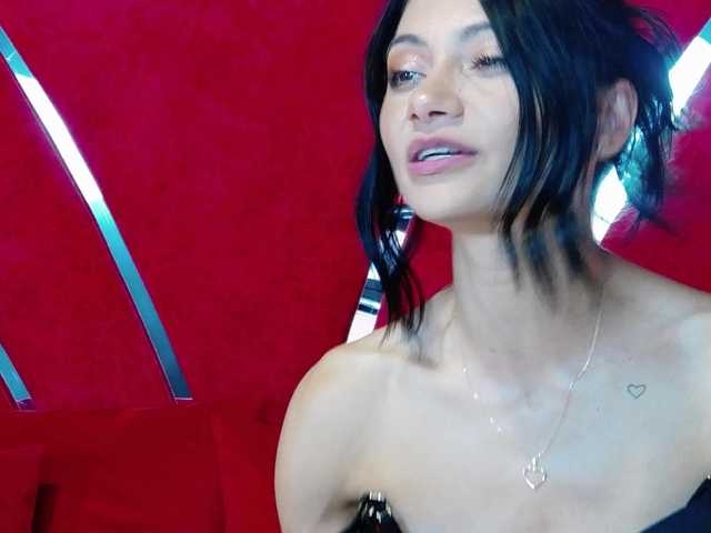 MayaLeey live cam on BongaCams