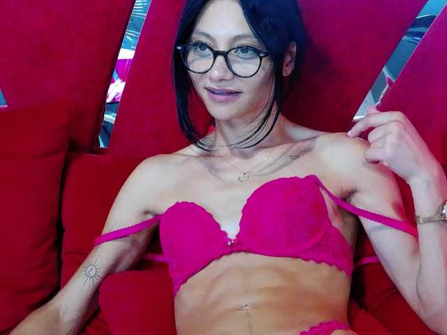 MayaLeey live cam on BongaCams