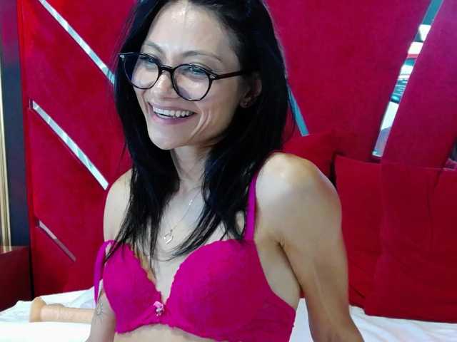 MayaLeey live cam on BongaCams