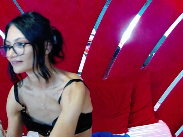 MayaLeey live cam