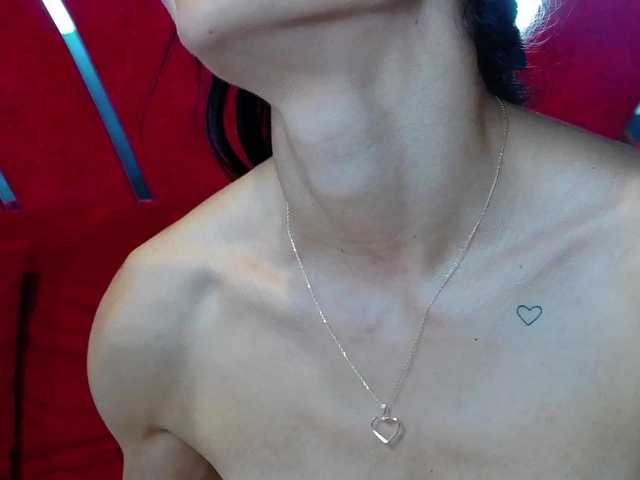 MayaLeey live cam on BongaCams