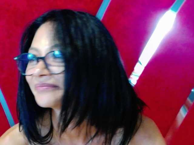 MayaLeey live cam on BongaCams